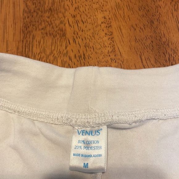 White terry cloth casual shorts - Picture 3 of 5